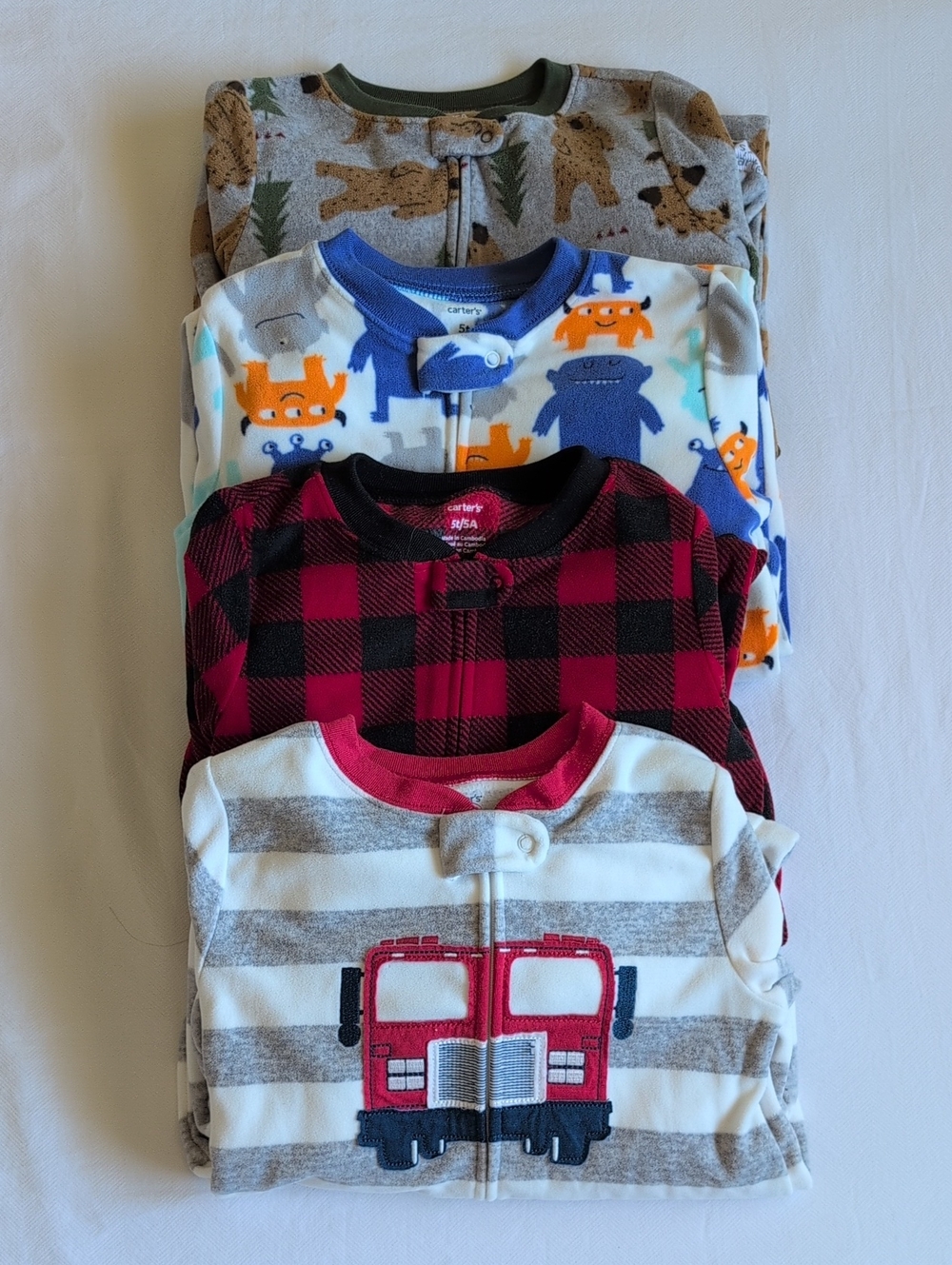 Carter’s Boys NWOT Fleece Footed Pajamas 4-Pack Size 5T Winter Lot